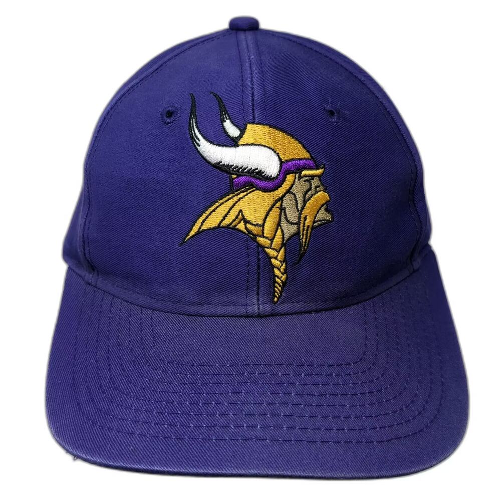 Minnesota Vikings NFL ANNCO Purple Snapback One Size Embroidered Logo Team Hat